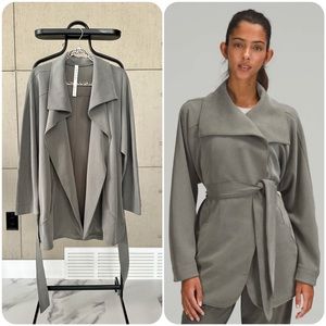 Lululemon Softstreme Belted Wrap❣️Grey Sage